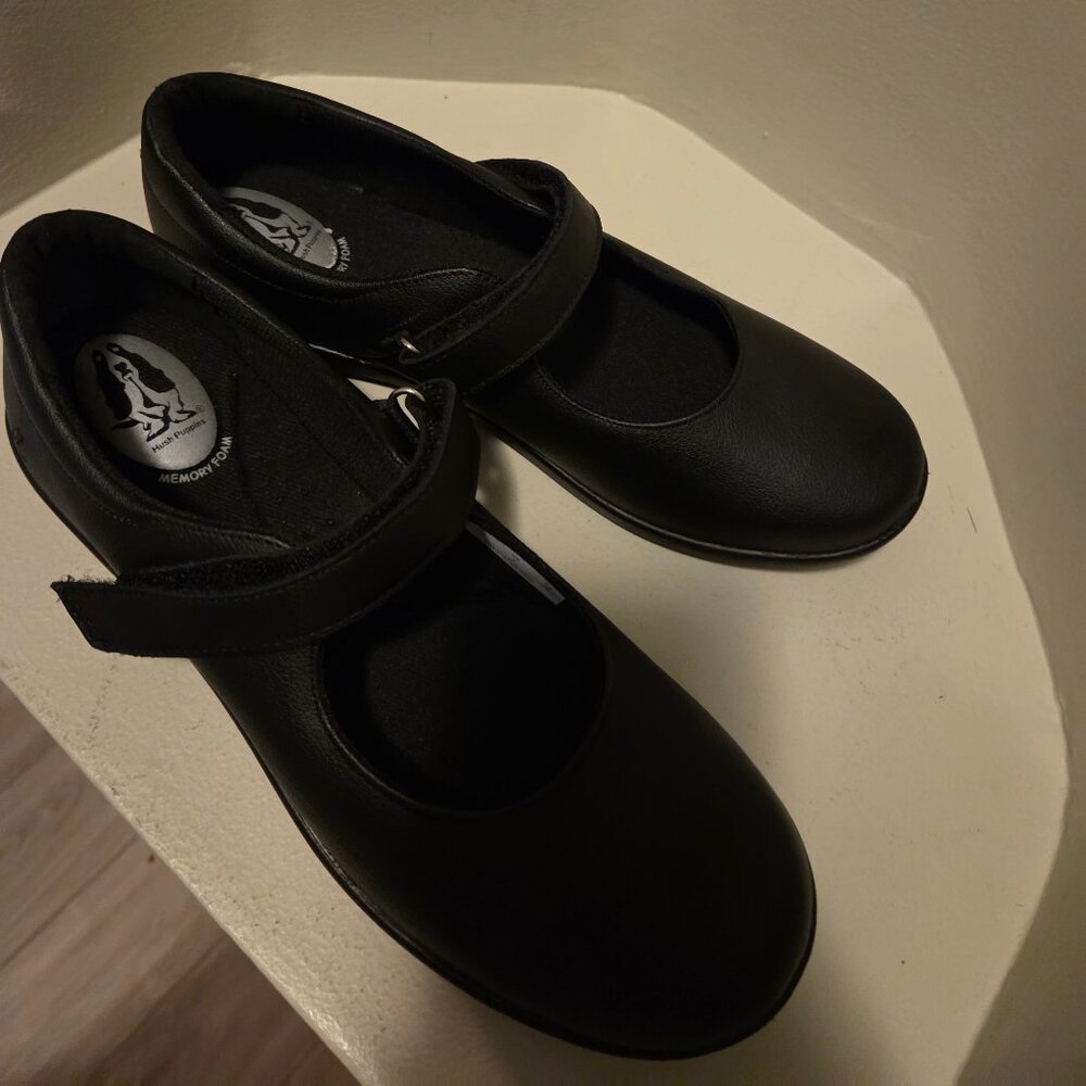 Big Girls Hush Puppies size 6 NEW leather Mary Janes